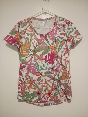 Reel Legends Women's Size Small Freeline Lightweight Shirt